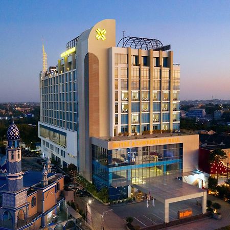 Platinum Hotel & Convention Hall Balikpapan Zewnętrze zdjęcie