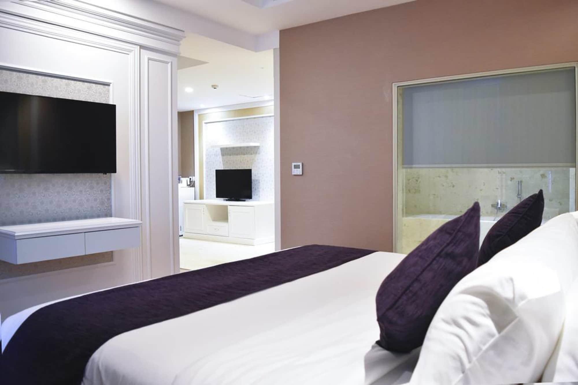 Platinum Hotel & Convention Hall Balikpapan Zewnętrze zdjęcie