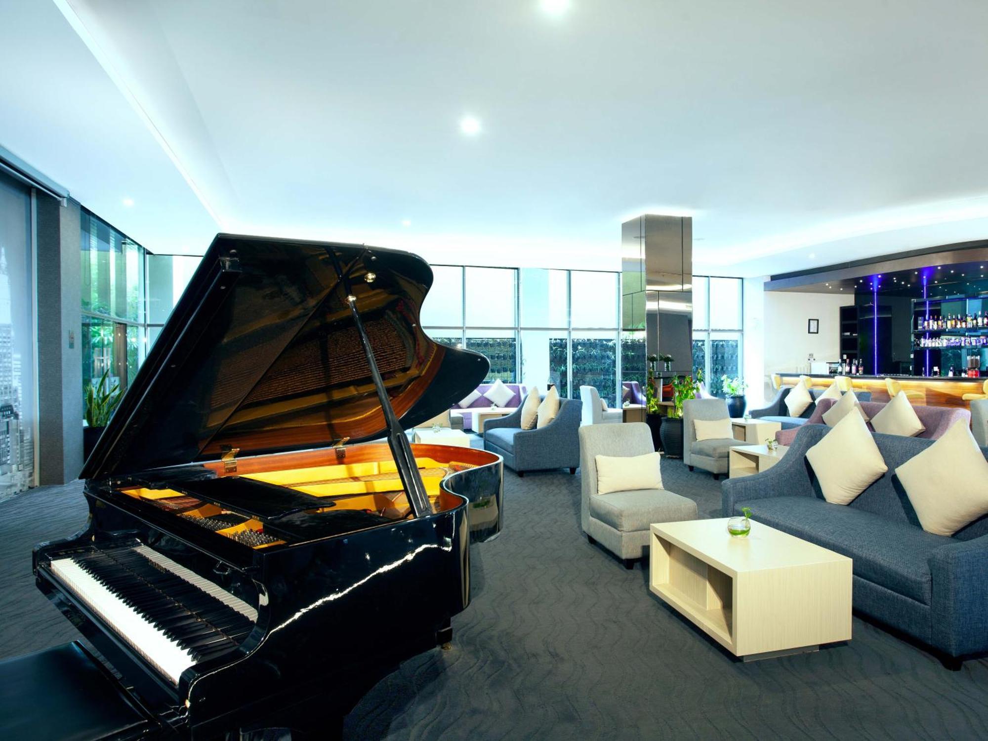 Platinum Hotel & Convention Hall Balikpapan Zewnętrze zdjęcie