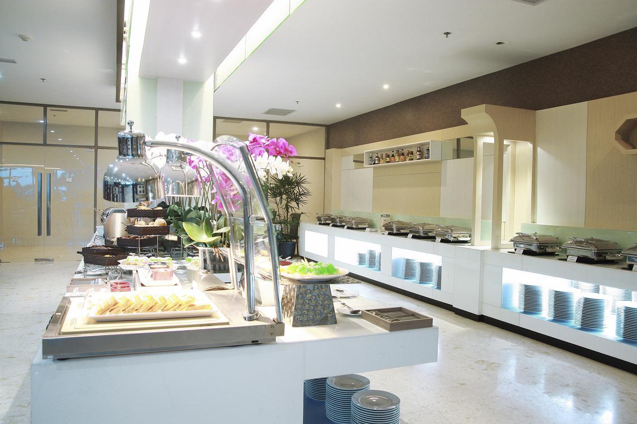 Platinum Hotel & Convention Hall Balikpapan Zewnętrze zdjęcie